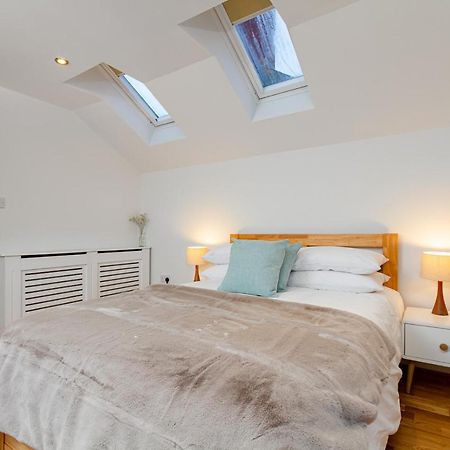 The Coach House, Centrally Located Detached Coach House Cardiff Exteriör bild